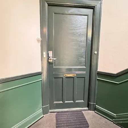 Lux Grand 2-bedroom On Pedestrian Street アパート